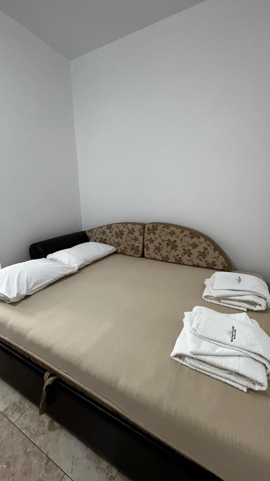 Apartmani Luksic Sutomore Luaran gambar