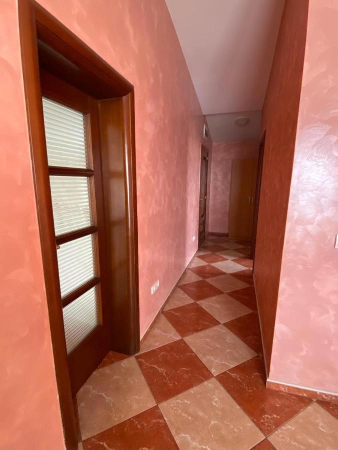 Apartmani Luksic Sutomore Luaran gambar