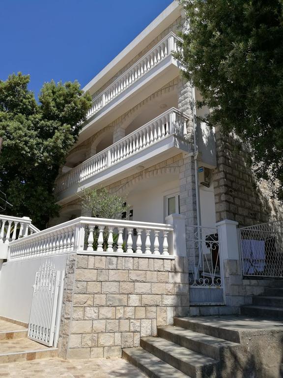 Apartmani Luksic Sutomore Luaran gambar